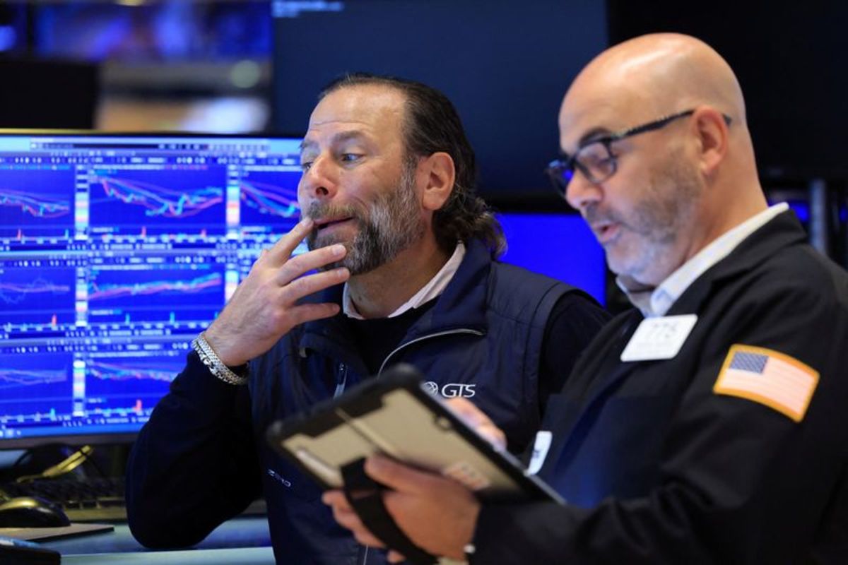 Global Bond Markets End September Under Pressure as Inflation and Fiscal Risks Persist