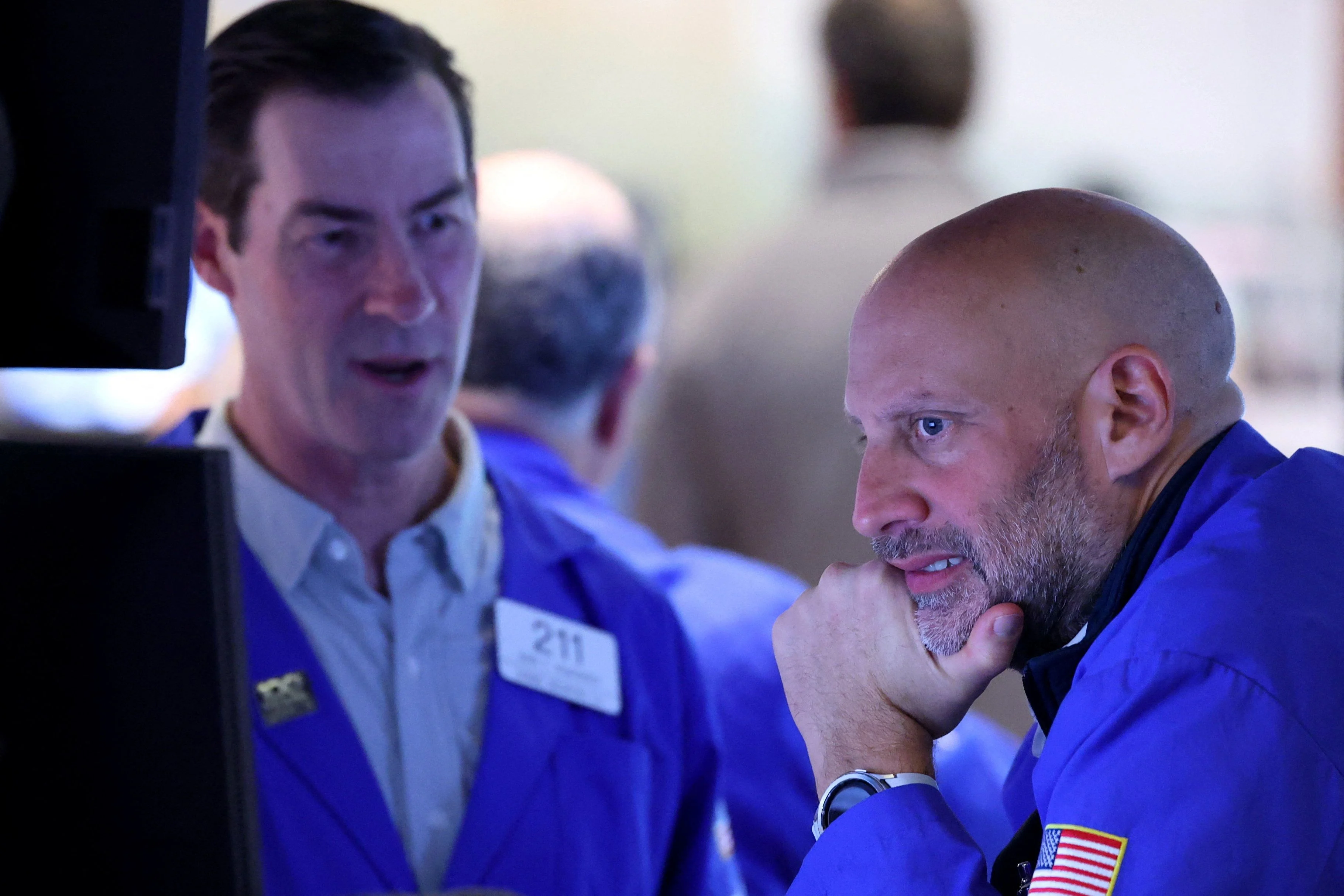 Global Bond Yields Stay Elevated as Micron Boosts Technology Shares